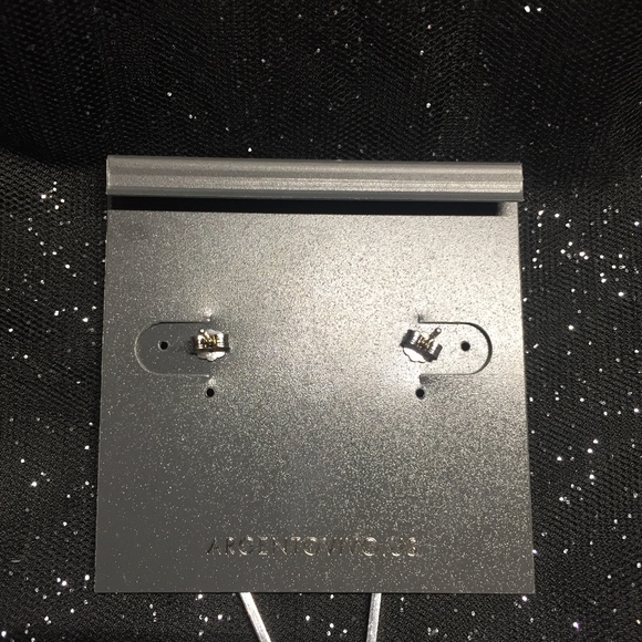 Sold - Picture 4 of 4